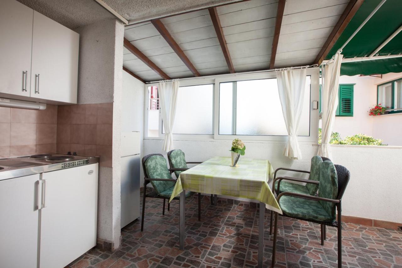 Apartments Jelka Promajna Εξωτερικό φωτογραφία