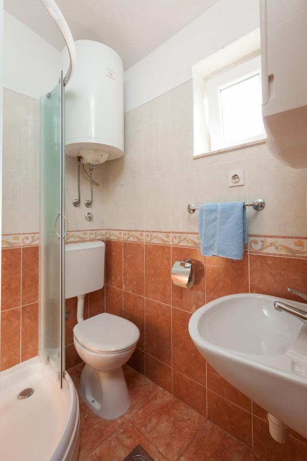 Apartments Jelka Promajna Εξωτερικό φωτογραφία